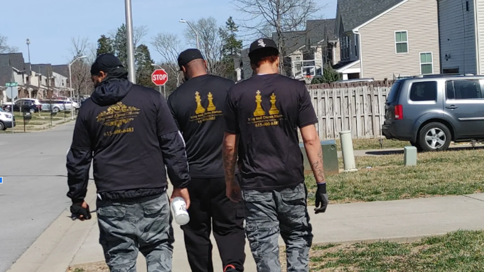 movers walking around neighborhood murfreesboro tn